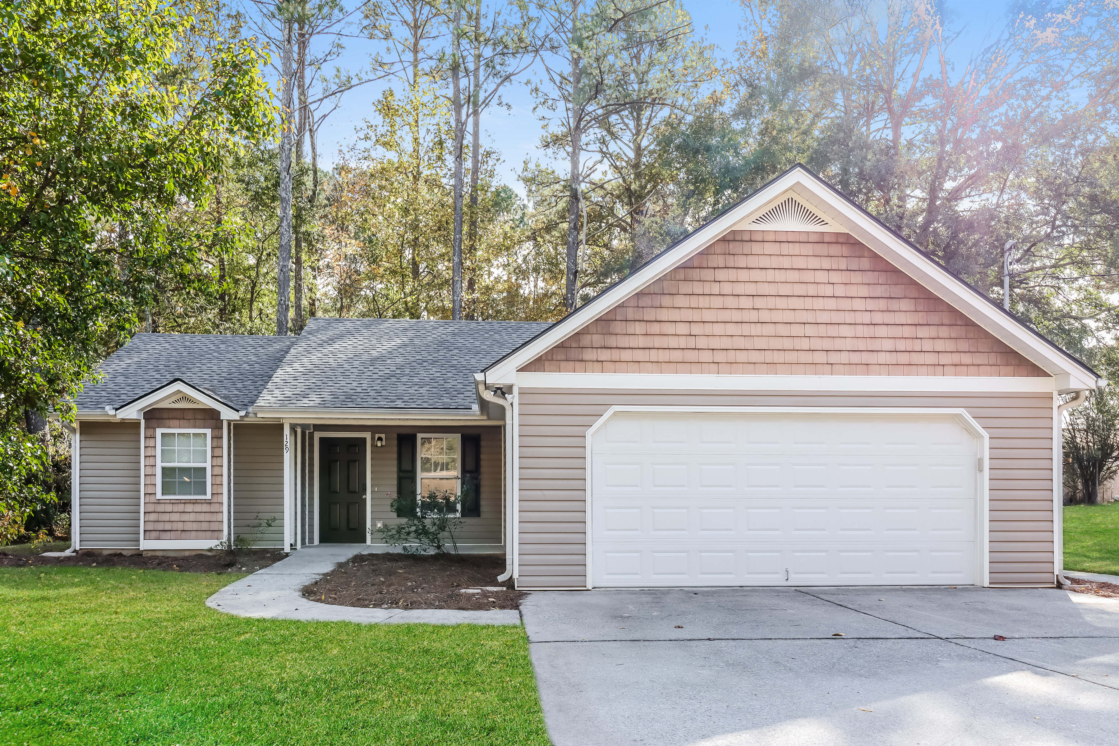 129 Rosewood Drive DALLAS, GA 30132